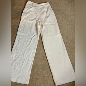 Meshki white linen pants
Never worn